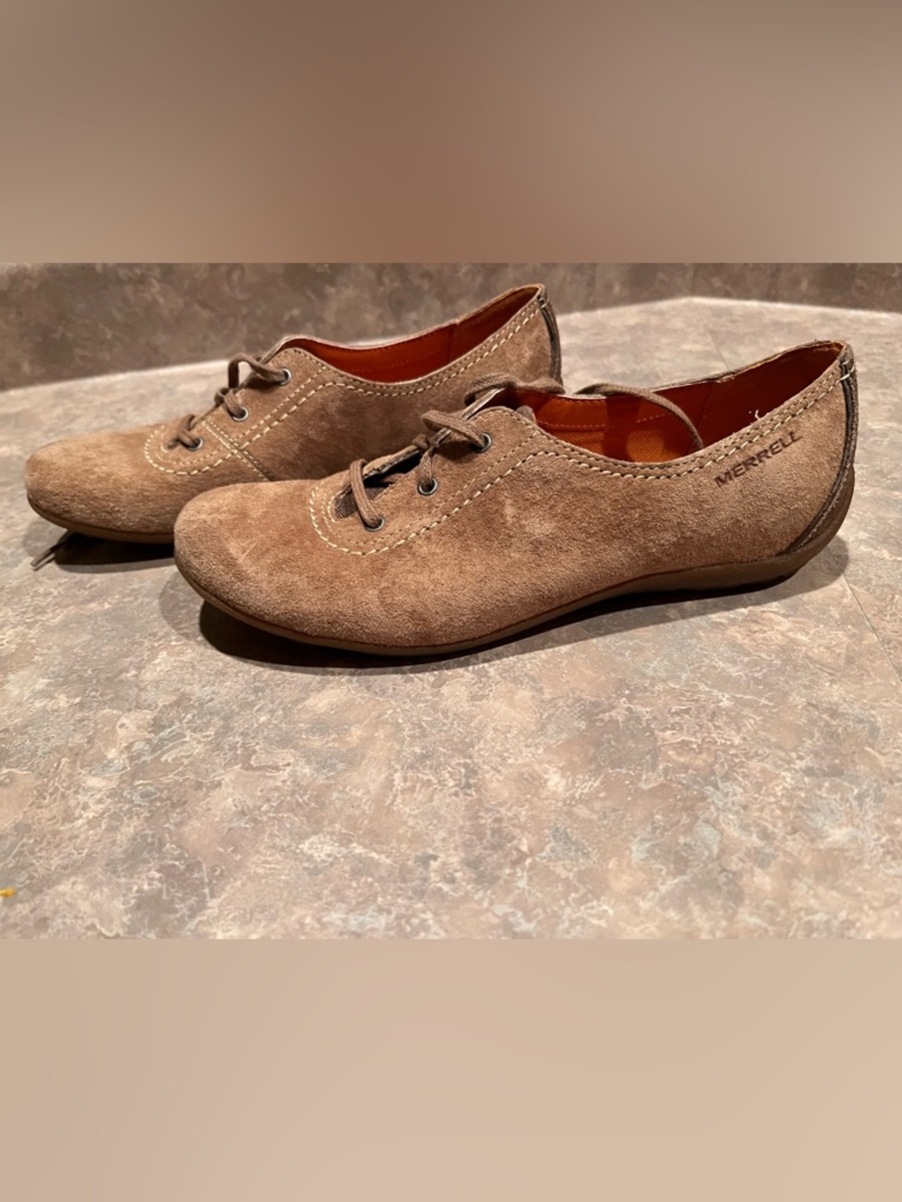 Merrell Women's Tan Suede Lace-Up Oxfords